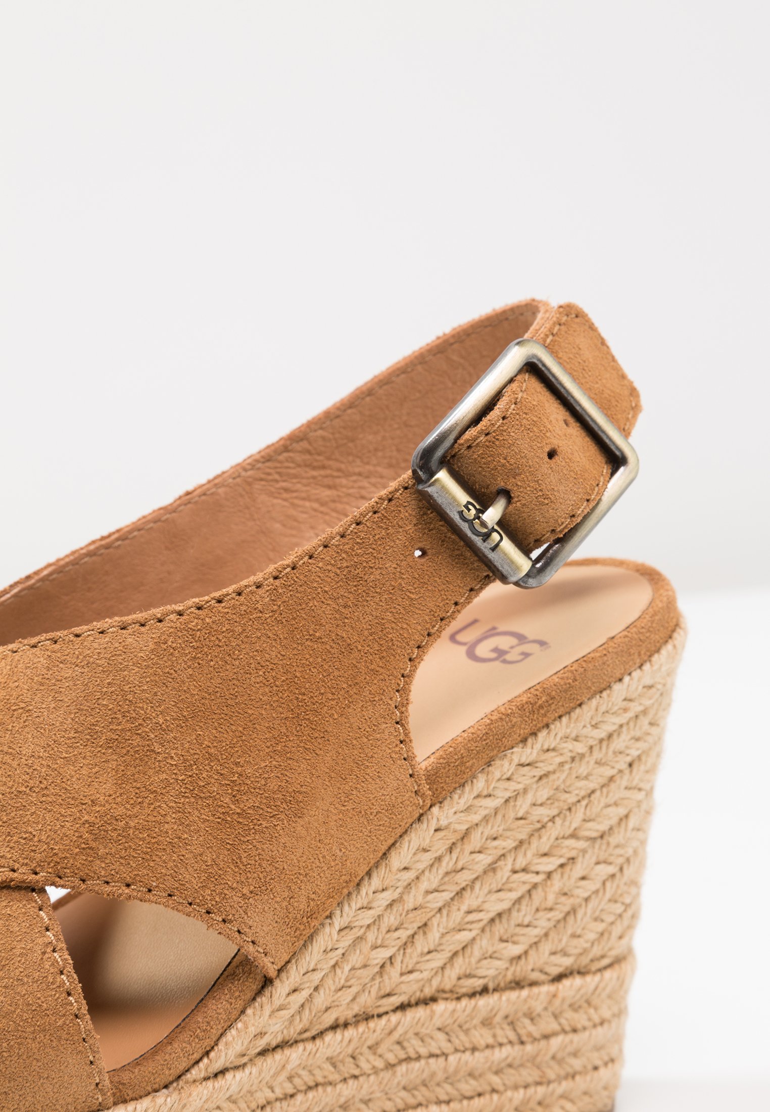 ugg harlow chestnut