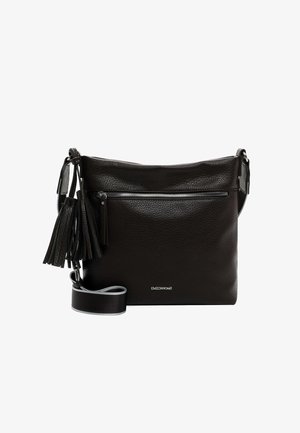 Juodas odinis kryžminis krepšys su užtrauktuku priekyje, su kutais ir reguliuojama juosta. Tekstūruotas paviršius su sidabro detalių akcentais.