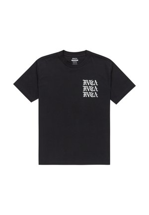 Schwarzes Baumwoll-T-Shirt mit einem weißen vertikalen Textdesign auf der linken Brust. Rundhalsausschnitt und kurze Ärmel. Glatte Textur.