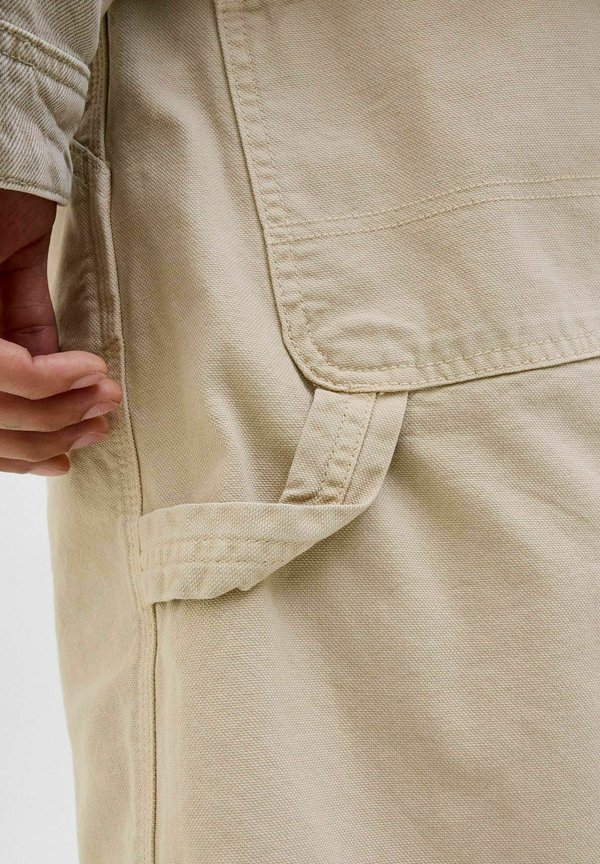 JPSTTONY CARPENTER - Shorts - fields of rye3