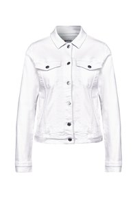 Biała dżinsowa kurtka z długimi rękawami, prostym krojem, dwoma kieszeniami na piersi, zapięciem na guziki oraz czarnymi guzikami, które podkreślają design.