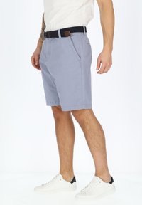 Seaside CHINO SHORTS - Shorts - sea blue