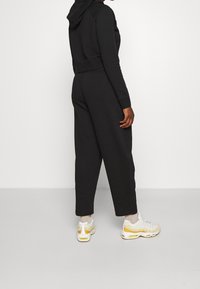 Nike Sportswear Luvtröja - black