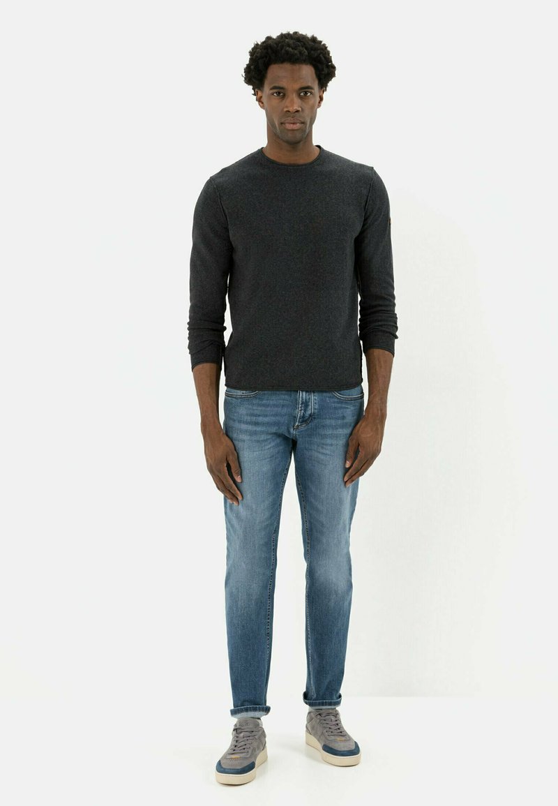 Herren Strickjacken | camel active PULLOVER MIT RUNDHALSAUSSCHNITT Strickpullover graphite grey/dunkelgrau - BD66958 Herren Strickjacken | camel active PULLOVER MIT RUNDHALSAUSSCHNITT Strickpullover graphite grey/dunkelgrau - BD66958