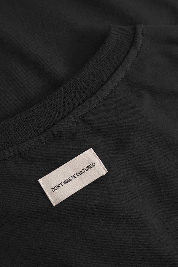 JENARA UNISEX - Basic T-shirt3