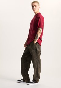 Vans SALTON LOOSE FIT  - Camiseta básica - dark red