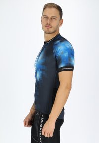 Swedemount PERFORMANCE BIKE TEE - Αθλητικό μπλουζάκι - black blue