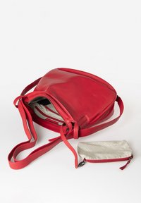 Aunts & Uncles WHISPER - Schoudertas - crimson red