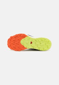 Salomon THUNDERCROSS - Scarpe da trail running - safari/red orange/sharp green