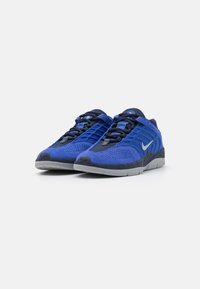 Nike SB VERTEBRAE UNISEX - Sportcipő - astronomy blue/wolf grey/obsidian/midnight navy