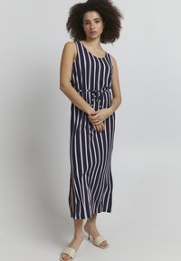 ICHI IHLISA - Ballkleid - total eclipse stripe
