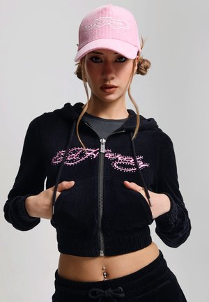 Ed Hardy, WOMENS LOVE AND THORNS DIAMANTE VELOUR FITTED CROPPED ZIP HOODIE - Sweat zippé - black