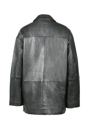 Zwarte leren jas met een rechte snit, lange mouwen, een kraag en een gestikt vierkant logo op de bovenrug.