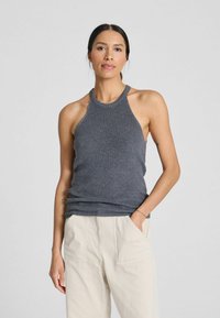 GAI+LISVA Top - dark grey