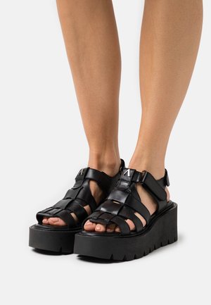 PORTER - Sandály na platformě - black