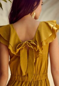 Next RUFFLED TIE BACK WIDE LEG BOHO   - Kombinezonas - ochre yellow