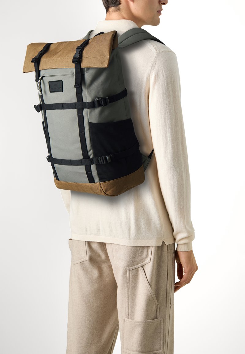 Doughnut PARATROOPER EURO SERIES BACKPACK UNISEX - Rucksack - grey ...