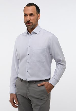 COMFORT FIT - Overhemd - grau