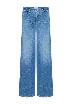 Hellblaue Jeans mit weitem Bein, vorderen Taschen, Gürtelschlaufen und Knopfverschluss in der Taille.