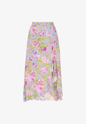 Spódnica kwiatowa w jasnoniebieskim materiale z dużymi różowymi i zielonymi kwiatami, w kształcie rozkloszowanym, z falbaniastym dołem.