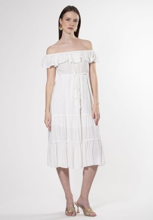 INFLUENCER OFF-SHOULDER - Hverdagskjole - white