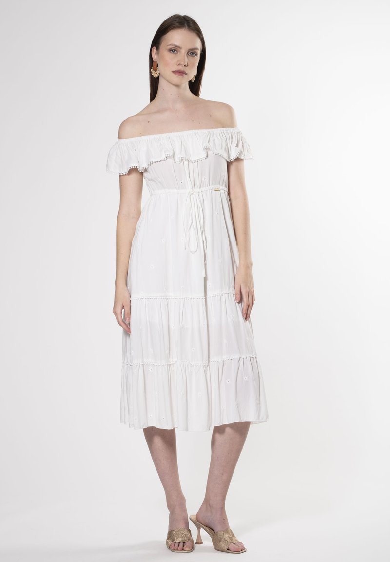 INFLUENCER OFF-SHOULDER - Vestido informal - white