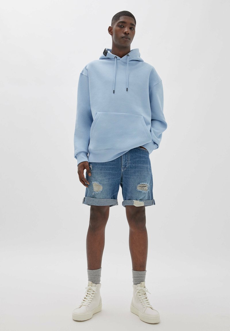 Herren Skinny Fit | PULL&BEAR BERMUDA IM SLIM-FIT MIT ZIERRISSEN Jeans Shorts dark-blue denim - KP18532 Herren Skinny Fit | PULL&BEAR BERMUDA IM SLIM-FIT MIT ZIERRISSEN Jeans Shorts dark-blue denim - KP18532