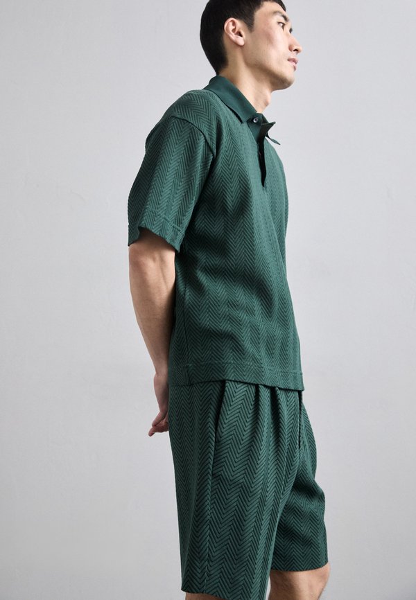 Shorts - pine grove3