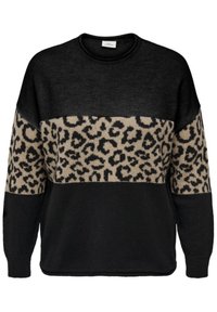 Črna in bež pulover s leopardjim vzorcem, z okroglo odprtino za vrat in sproščenim krojem, izdelan iz mehkega pletenega materiala.