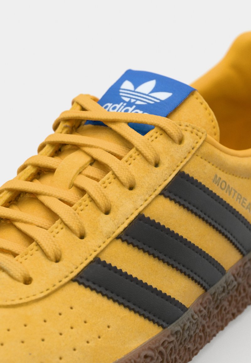 adidas gazelle silver green womens adidas Superstar Messi Shoes