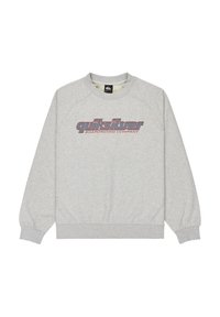 Grå hettegenser med raglanermer, med "Quiksilver Boardriding Company" logo i rødt og navy. Myk stoff og ribbestrikkede mansjetter.