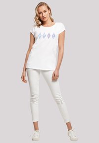 F4NT4STIC DISNEY FROZEN 2 SYMBOLS WITH EXTENDED SHOU - T-shirts med print - white