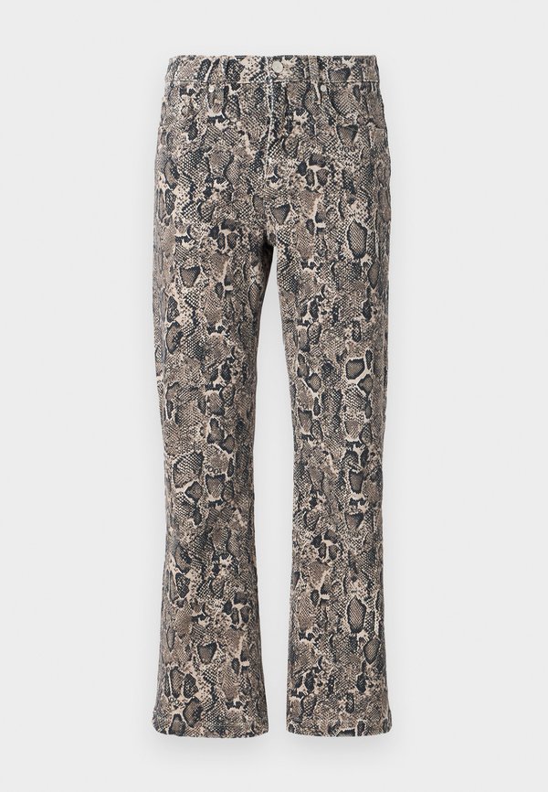 CHRISI - Flared Jeans3