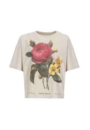 T-shirt beige a maniche corte con grande grafica di rosa rossa e fiore giallo, con scritta "Vivienne Westwood" e piccolo testo in corsivo in fondo.