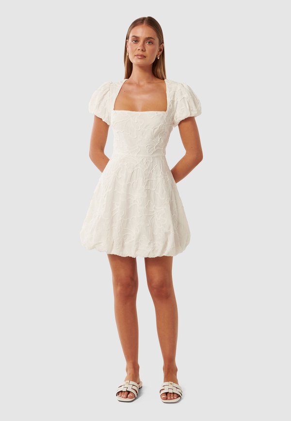 MAEVE BUBBLE HEM BRODERIE MINI - Cocktail dress / Party dress - porcelain4