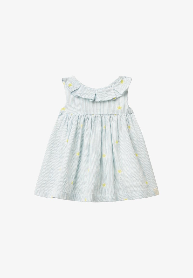 Robe rayée bleu clair avec broderie d'étoiles jaunes, encolure à volants et sans manches. Jupe évasée et texture de tissu douce.