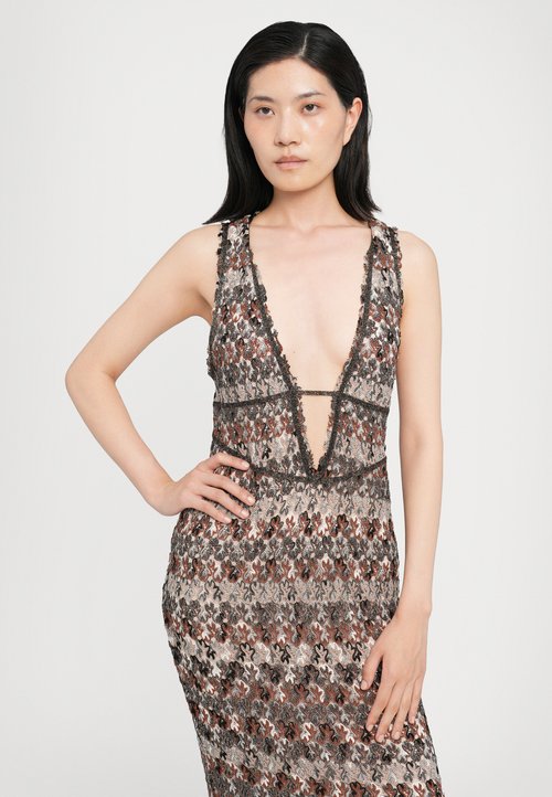 evangeline silk dress pop sardines black STAUD, Evangeline Silk Midi Dress in Black, Size 4