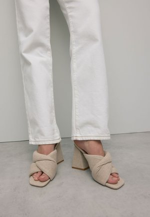 Mules à talons - beige