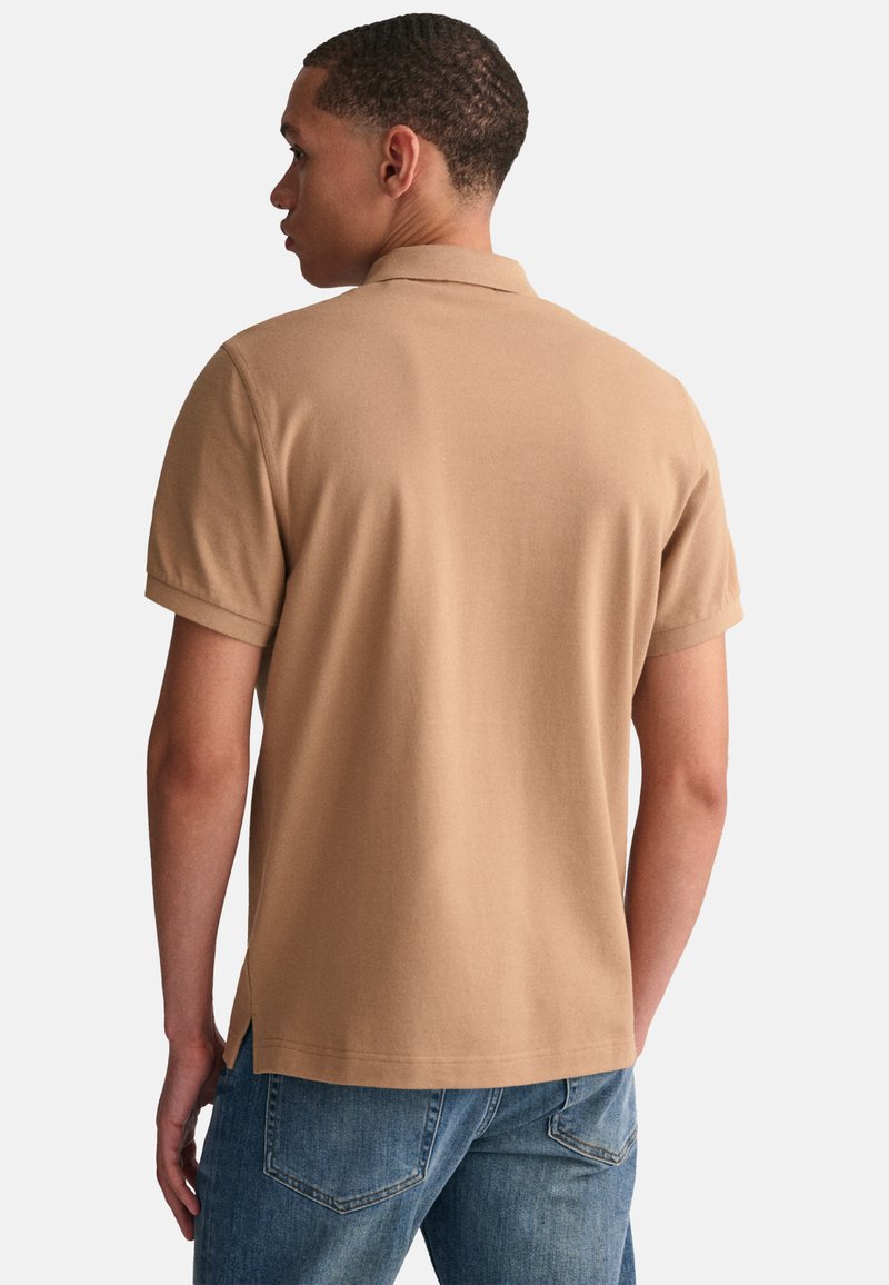 GANT REG SHIELD PLUS SIZE - Polotričko - warm khaki
