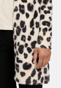 Betty Barclay Kofta - beige