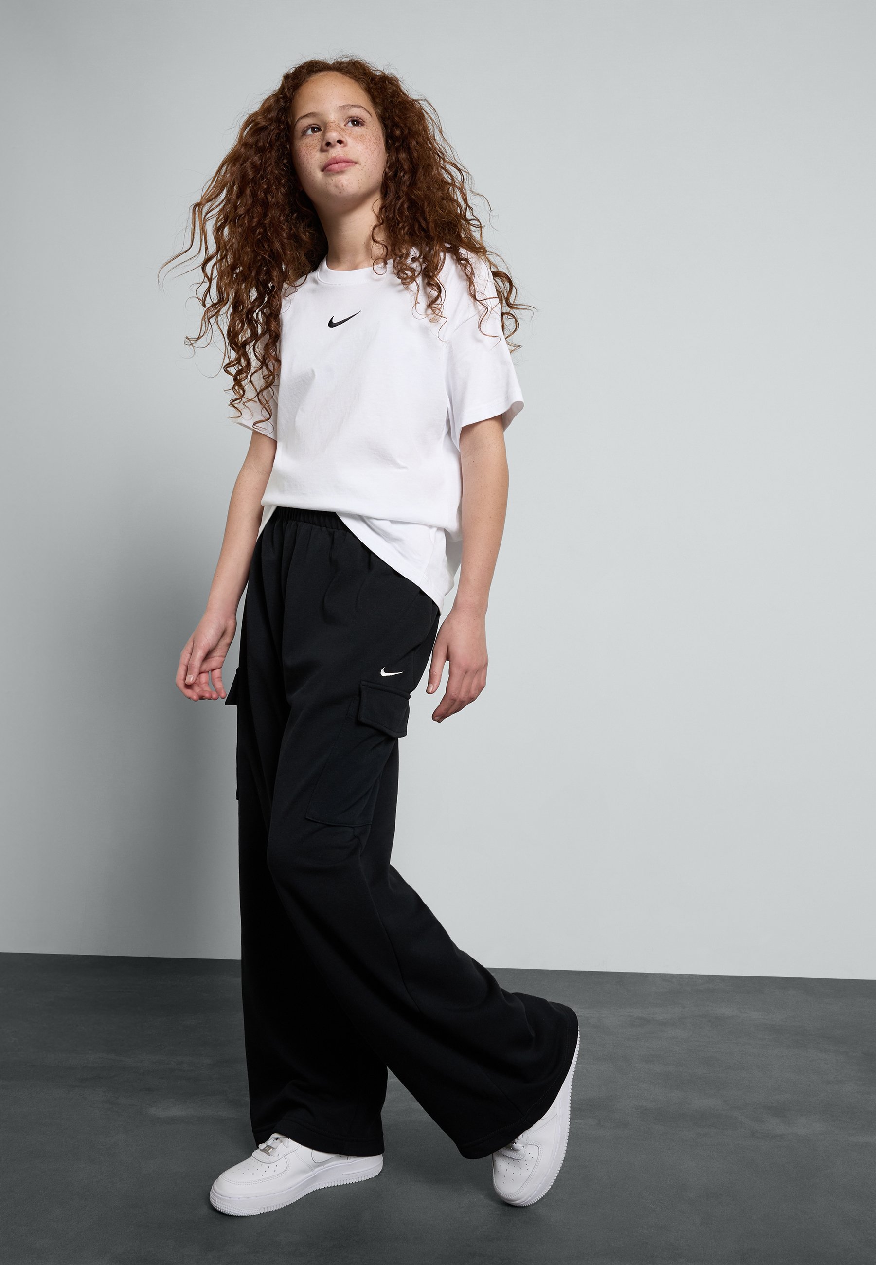 nike cargo pants junior