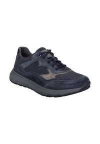 Marineblaue Sportschuh mit einem Obermaterial aus einer Mischung aus Wildleder und Leder, strukturierten Akzenten und einer dicken, gepolsterten Sohle für Komfort und Unterstützung.