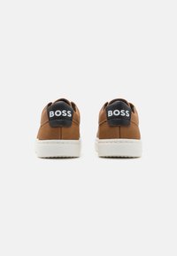 BOSS Kidswear TRAINERS UNISEX - Belebújós cipők - cookie