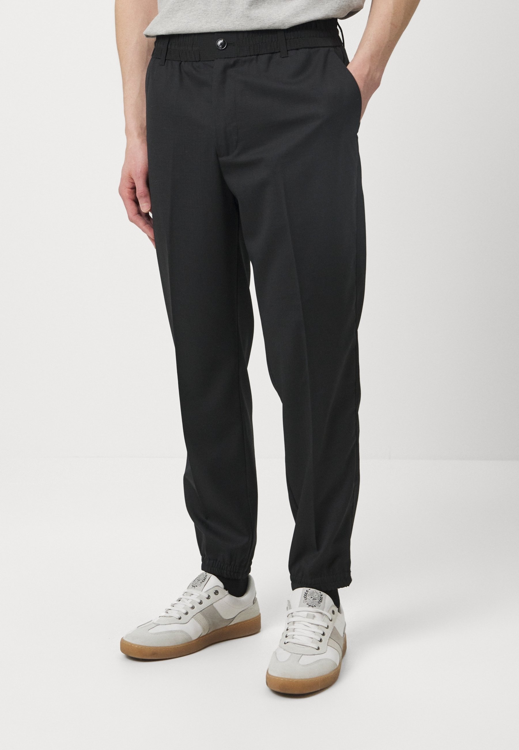 スーツ Emporio Armani basic trousers Emporio Armani Trousers - black - (Pre-owned) - Zalando.ie
