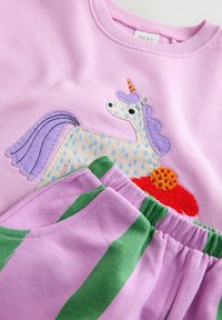 Unselected, pink stripe unicorn