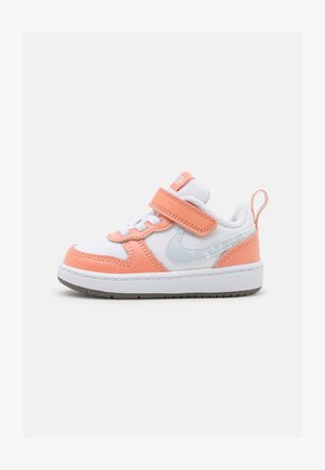 COURT BOROUGH - Baskets basses - white/aura/light madder root/cave stone