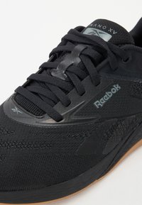 Reebok NANO X5 UNISEX - Træningssko - black/grey/lee