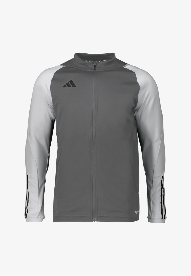 Grau Sportjacke mit durchgehendem Reißverschluss, kontrastierenden hellgrauen Ärmeln und schwarzen Streifenakzenten an den Ärmeln. Mit dem Adidas-Logo.