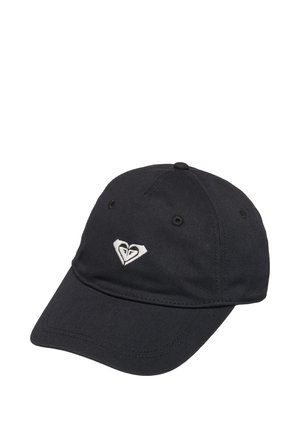 Sort baseballkasket med buet skygge og hvidt hjerteformet logo med et stiliseret ansigt i midten foran.