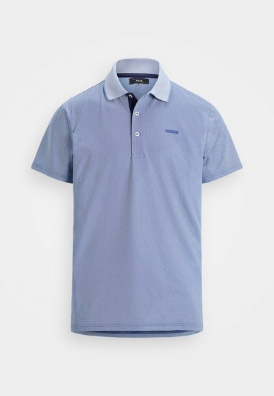 Šviesiai mėlynas trumpomis rankovėmis polo marškinėliai su subtiliu geometriniu raštu, dviem baltais mygtukais ir mažomis stačiakampėmis logotipu kairėje krūtinės pusėje.